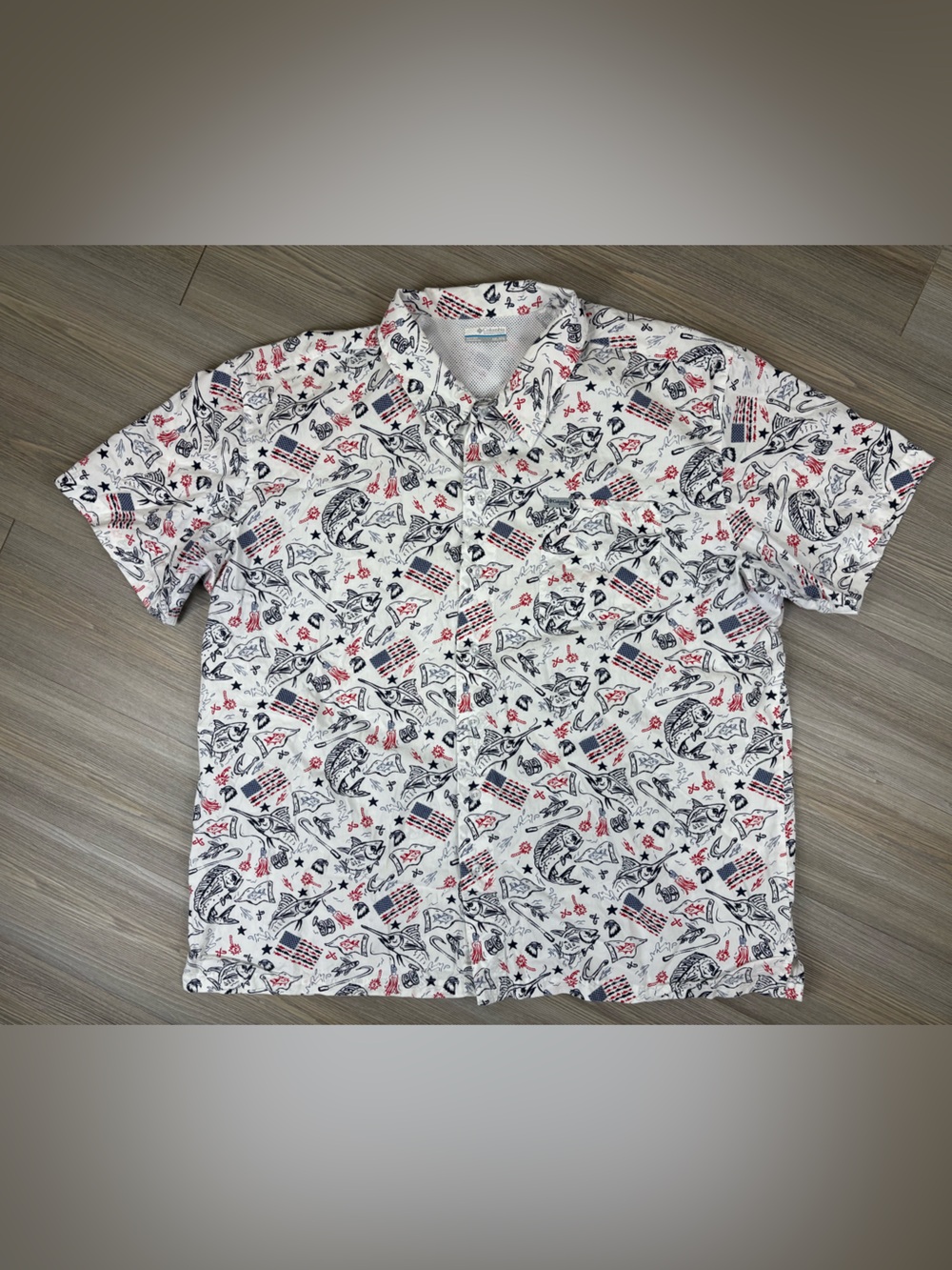 Columbia White Short-Sleeve Button-Down Shirt with Red & Blue Print